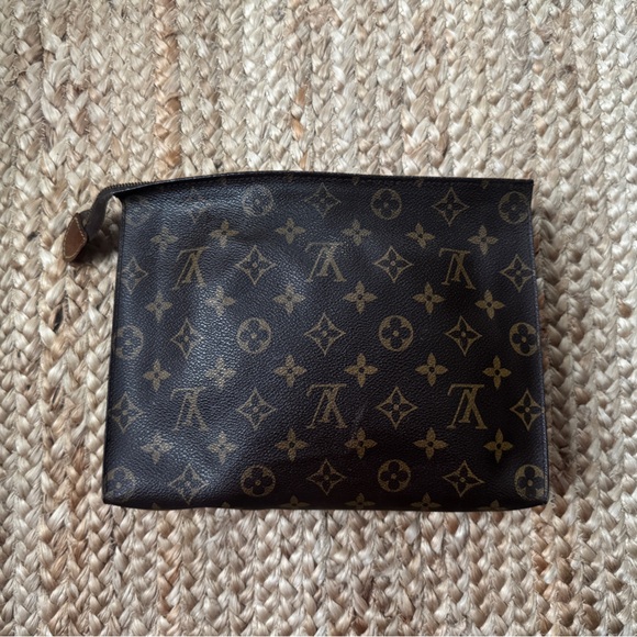 Louis Vuitton Vintage Monogram Toiletry Pouch 26 Poche Toilette Bag *need repair - Picture 1 of 16